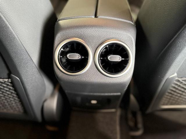 Aクラス A200d アーバンスターズ ドライビングアシスタンスPKG メモリー付パワーシート&ヒーター バックカメラ デジタルコックピットディスプレイ ワイヤレスチャージ キーレスゴー MBUXARナビ 18インチAW 禁煙 ワンオーナー(37枚目)