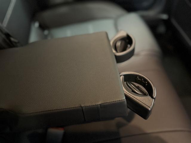 Aクラス A200d アーバンスターズ ドライビングアシスタンスPKG メモリー付パワーシート&ヒーター バックカメラ デジタルコックピットディスプレイ ワイヤレスチャージ キーレスゴー MBUXARナビ 18インチAW 禁煙 ワンオーナー(38枚目)