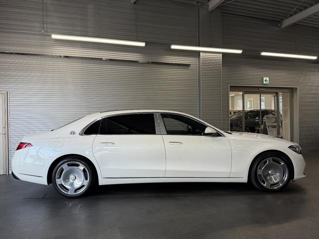 Sクラス S580 4マチック ドライバーズPKG タイヤ4本交換付き ドラレコ360 FRメモリー付パワーシート&ヒーター&ベンチレーター ステアリングヒーター パノラミックS/R ブルメスタサウンド HUD レーダーセーフティP(6枚目)