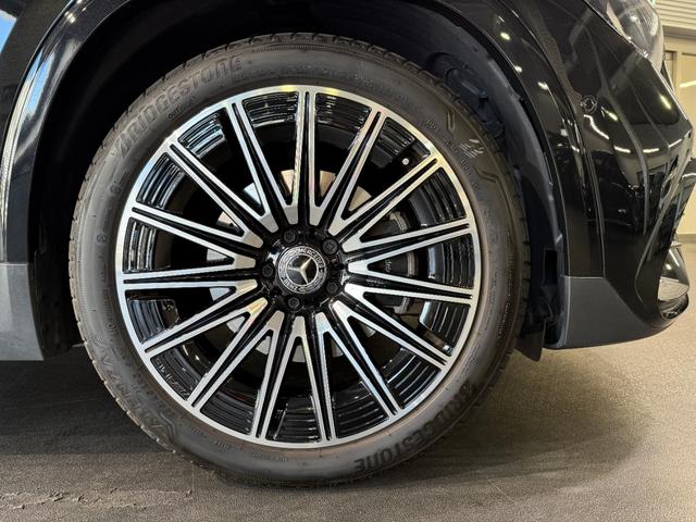 右フロント／ホイールロックボルトは弊社備品になります。純正アクセサリーでのご購入をお勧めします。