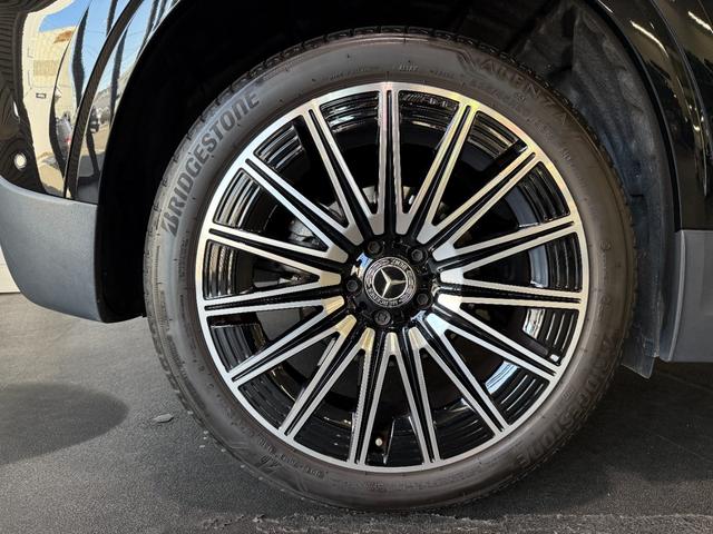 右リア／ホイールロックボルトは弊社備品になります。純正アクセサリーでのご購入をお勧めします。