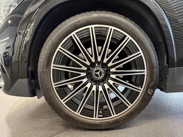 左フロント／ホイールロックボルトは弊社備品になります。純正アクセサリーでのご購入をお勧めします。