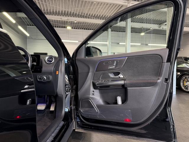 万一お車が故障した場合もご購入後２年間は走行距離にかかわらず全国のメルセデス・ベンツ正規サービスネットワークで一定の条件にて無料で修理いたします。