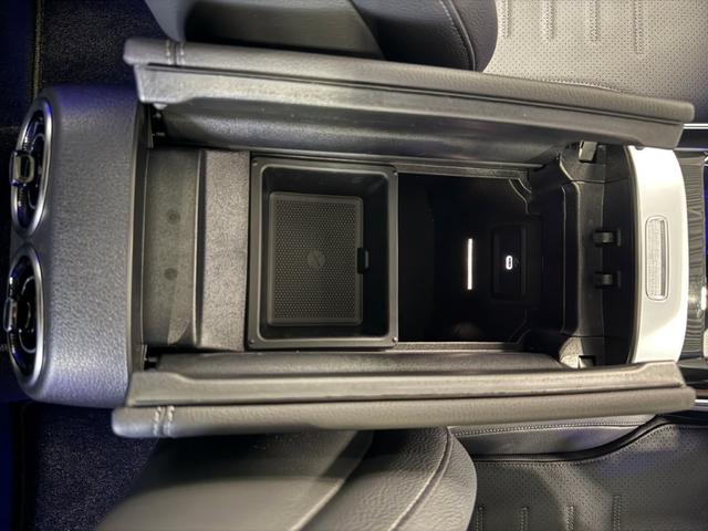 ＧＬＣ ＧＬＣ２２０ｄ　４ＭクペドライバズＰ＋ＡＭＧラインＰ　レーダーセーフティＰＫＧ　パノラミックＳ／Ｒ　ワイヤレスチャージ　Ｆメモリー付パワーシート　ＦＲシートヒーター　パワーゲート／フットオープナー付　３６０°カメラ　ミーコネクト　黒ＡＲＴＩＣＯレザー（22枚目）