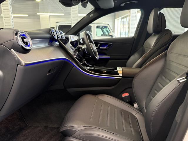ＧＬＣ ＧＬＣ２２０ｄ　４ＭクペドライバズＰ＋ＡＭＧラインＰ　レーダーセーフティＰＫＧ　パノラミックＳ／Ｒ　ワイヤレスチャージ　Ｆメモリー付パワーシート　ＦＲシートヒーター　パワーゲート／フットオープナー付　３６０°カメラ　ミーコネクト　黒ＡＲＴＩＣＯレザー（44枚目）