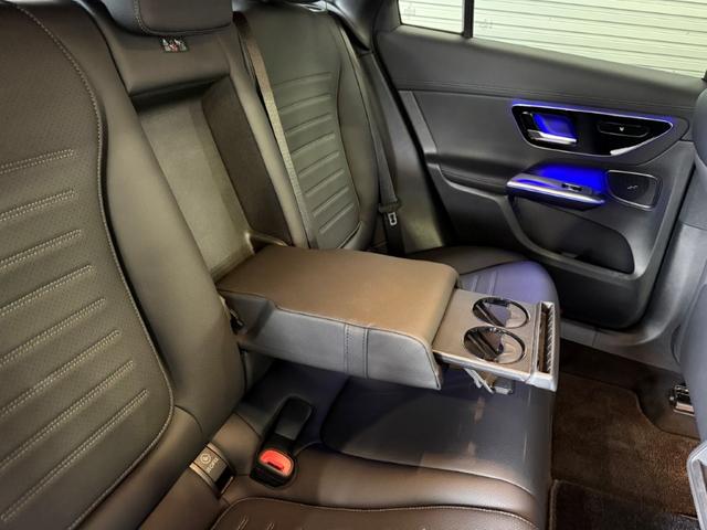 ＧＬＣ ＧＬＣ２２０ｄ　４ＭクペドライバズＰ＋ＡＭＧラインＰ　レーダーセーフティＰＫＧ　パノラミックＳ／Ｒ　ワイヤレスチャージ　Ｆメモリー付パワーシート　ＦＲシートヒーター　パワーゲート／フットオープナー付　３６０°カメラ　ミーコネクト　黒ＡＲＴＩＣＯレザー（51枚目）