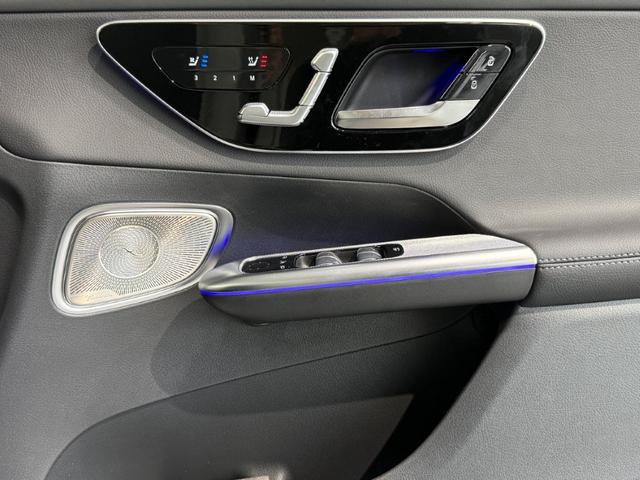 ＧＬＣ ＧＬＣ２２０ｄ　４マチック　ドライバーズパッケージ　ＡＭＧラインＰＫＧ　ＡＭＧレザーエクスクルーシブＰＫＧ　パノラミックＳＲ　ブルメスタサウンド　ヘッドアップディスプレ　パワーゲート／フットオープナー付　メモリー付パワーシート＆ヒーター＆ベンチレーター（16枚目）