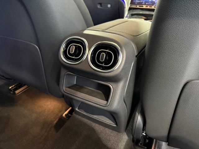 ＧＬＣ ＧＬＣ２２０ｄ　４マチック　ドライバーズパッケージ　ＡＭＧラインＰＫＧ　ＡＭＧレザーエクスクルーシブＰＫＧ　パノラミックＳＲ　ブルメスタサウンド　ヘッドアップディスプレ　パワーゲート／フットオープナー付　メモリー付パワーシート＆ヒーター＆ベンチレーター（48枚目）