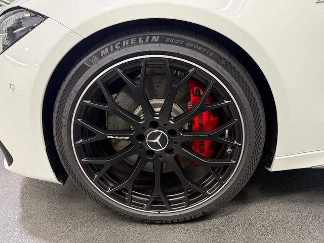 Cクラスステーションワゴン C63 S E パフォーマンス ステーションワゴン AMGパフォーマンスPKG AMGカーボンPKG パノラミックSR ブルメスタサウンド ヘッドアップディスプレイ ワイヤレスチャージ メモリー付パワーシート&ベンチレーター&ヒーター フットオープナー(10枚目)