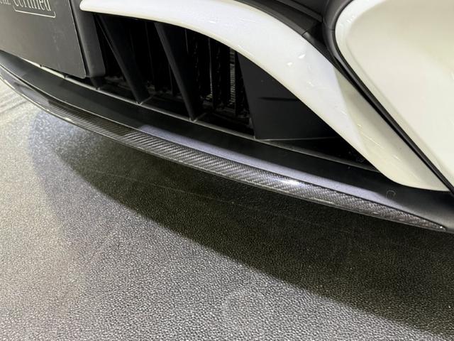 Cクラスステーションワゴン C63 S E パフォーマンス ステーションワゴン AMGパフォーマンスPKG AMGカーボンPKG パノラミックSR ブルメスタサウンド ヘッドアップディスプレイ ワイヤレスチャージ メモリー付パワーシート&ベンチレーター&ヒーター フットオープナー(12枚目)