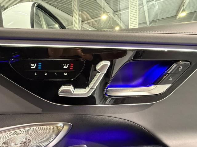 Cクラスステーションワゴン C63 S E パフォーマンス ステーションワゴン AMGパフォーマンスPKG AMGカーボンPKG パノラミックSR ブルメスタサウンド ヘッドアップディスプレイ ワイヤレスチャージ メモリー付パワーシート&ベンチレーター&ヒーター フットオープナー(16枚目)