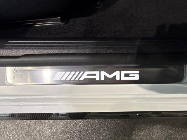 Cクラスステーションワゴン C63 S E パフォーマンス ステーションワゴン AMGパフォーマンスPKG AMGカーボンPKG パノラミックSR ブルメスタサウンド ヘッドアップディスプレイ ワイヤレスチャージ メモリー付パワーシート&ベンチレーター&ヒーター フットオープナー(41枚目)