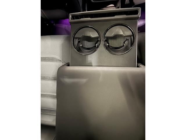 Cクラスステーションワゴン C63 S E パフォーマンス ステーションワゴン AMGパフォーマンスPKG AMGカーボンPKG パノラミックSR ブルメスタサウンド ヘッドアップディスプレイ ワイヤレスチャージ メモリー付パワーシート&ベンチレーター&ヒーター フットオープナー(49枚目)