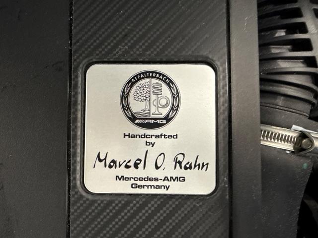 Cクラスステーションワゴン C63 S E パフォーマンス ステーションワゴン AMGパフォーマンスPKG AMGカーボンPKG パノラミックSR ブルメスタサウンド ヘッドアップディスプレイ ワイヤレスチャージ メモリー付パワーシート&ベンチレーター&ヒーター フットオープナー(58枚目)