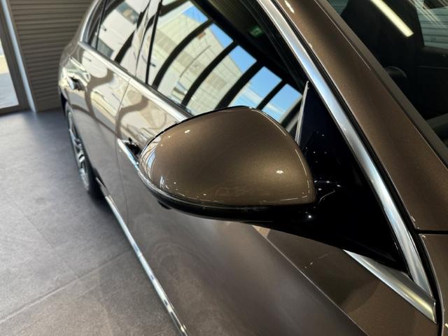 Ｅクラス Ｅ２２０ｄ　アバンギャルド　ＡＭＧラインパッケージ　レザーエクスクルーシブＰＫＧ　アドバンスドＰＫＧ　デジタルインテリアＰＫＧ　パノラミックＳ／Ｒ　ブルメスタサウンド　ヘッドアップＤ　エアバランスＰＫＧ　ＭＢＵＸハイパースクリーン　パワートランク（6枚目）