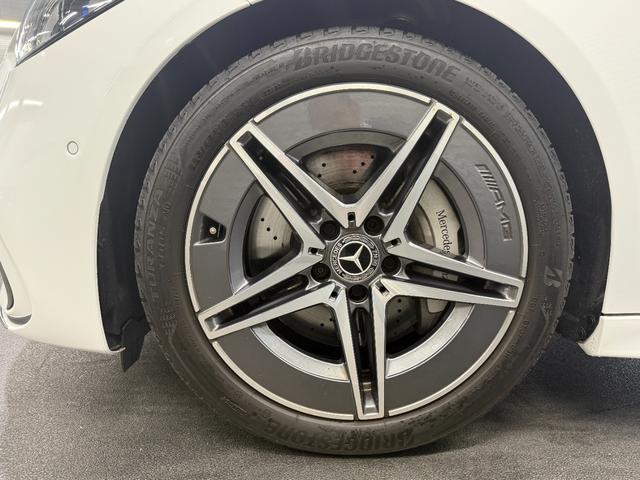 Ｃクラス Ｃ２００アバンギャルド　ＡＭＧラインパッケージ　レザーエクスクルーシブＰＫＧ　ベーシックＰＫＧ　パノラミックＳ／Ｒ　レーダーセーフティＰＫＧ　ヘッドアップディスプレイ　３６０°カメラ　前後ドラレコ３６０　赤黒本革　Ｆメモリー付パワーシート＆ヒーター（11枚目）