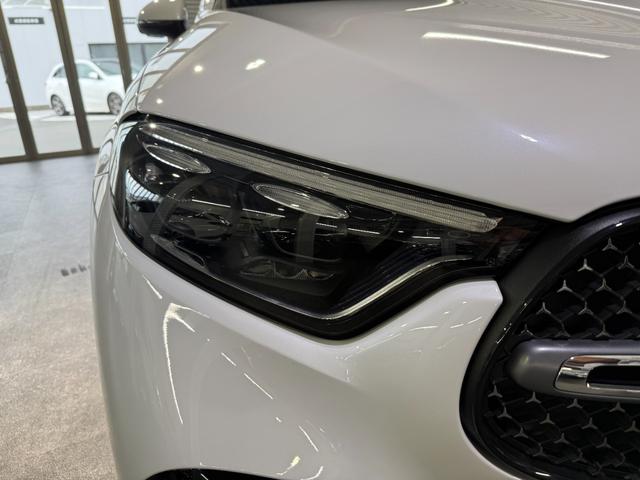 ＧＬＣ ＧＬＣ２２０ｄ　４ＭクペドライバズＰ＋ＡＭＧラインＰ　ＡＭＧレザーエクスクルーシブＰＫＧ　パノラミックＳ／Ｒ　ブルメスタサウンド　ヘッドアップディスプレイ　パワーゲート／フットオープナー　ワイヤレスチャージ　前後ドラレコ３６０　Ｆメモリー付パワーシート（7枚目）