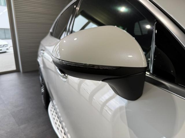 ＧＬＣ ＧＬＣ２２０ｄ　４ＭクペドライバズＰ＋ＡＭＧラインＰ　ＡＭＧレザーエクスクルーシブＰＫＧ　パノラミックＳ／Ｒ　ブルメスタサウンド　ヘッドアップディスプレイ　パワーゲート／フットオープナー　ワイヤレスチャージ　前後ドラレコ３６０　Ｆメモリー付パワーシート（12枚目）