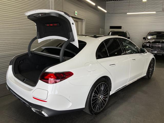 Ｅクラス Ｅ３５０ｅ　スポーツエディションスタードライバーズＰ　レザーエクスクルーシブＰＫＧ　アドバンスドＰＫＧ　アドバンスドパーキングＰＫＧ　デジタルインテリアＰＫＧ　パノラミックＳ／Ｒ　前後ドラレコ３６０　ヘッドアップＤ　ブルメスタ　ＭＢＵＸハイパースクリーン（63枚目）