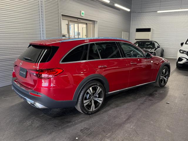 Ｃクラスオールテレイン Ｃ２２０ｄ　４マチック　オールテレイン　レザーエクスクルーシブＰＫＧ　パノラミックＳ／Ｒ　ヘッドアップディスプレイ　ブルメスタサウンド　パワーゲート／フットオープナー付　Ｆメモリー付パワーシート＆ベンチレーター＆ＦＲヒーター　ドラレコ３６０（54枚目）