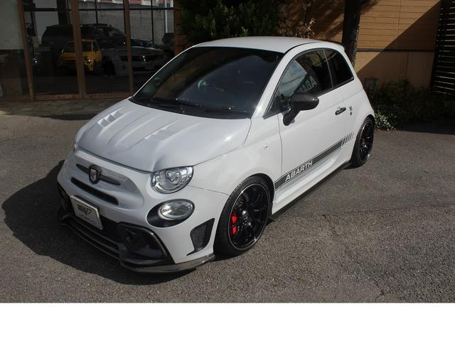 アバルト５９５ コンペティツィオーネ　１オーナー・バッドフェイスボンネット・ＫＷ車高調・ＡＤＶＡＮ１７ｉｎｃｈＡＷ・カーボンボディーパーツ・インテリアパーツ・ＭＣＢ・ｄｉｖｅｒｔｉエアクリ・ローポジシートレール（2枚目）