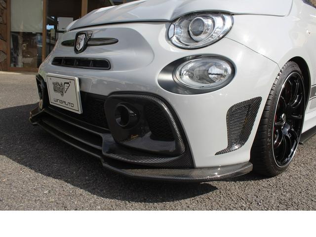 アバルト５９５ コンペティツィオーネ　１オーナー・バッドフェイスボンネット・ＫＷ車高調・ＡＤＶＡＮ１７ｉｎｃｈＡＷ・カーボンボディーパーツ・インテリアパーツ・ＭＣＢ・ｄｉｖｅｒｔｉエアクリ・ローポジシートレール（3枚目）