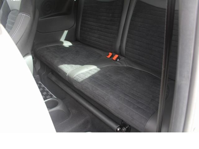 アバルト５９５ コンペティツィオーネ　１オーナー・バッドフェイスボンネット・ＫＷ車高調・ＡＤＶＡＮ１７ｉｎｃｈＡＷ・カーボンボディーパーツ・インテリアパーツ・ＭＣＢ・ｄｉｖｅｒｔｉエアクリ・ローポジシートレール（15枚目）