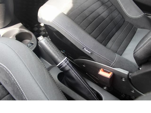 アバルト５９５ コンペティツィオーネ　１オーナー・バッドフェイスボンネット・ＫＷ車高調・ＡＤＶＡＮ１７ｉｎｃｈＡＷ・カーボンボディーパーツ・インテリアパーツ・ＭＣＢ・ｄｉｖｅｒｔｉエアクリ・ローポジシートレール（26枚目）