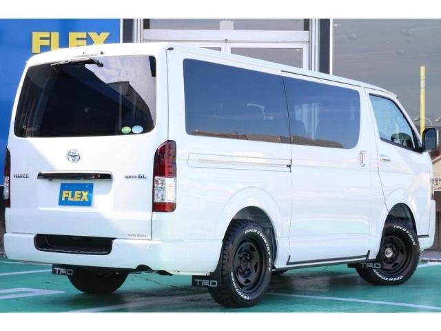 スーパーGL ダークプライムII ディーゼル4WD/MONSTAMUDWARRIOR16inch/TRDフロントスポイラーLED付き/純正テールスモーク加工/SDナビ/ETC/パーキングサポート/両側電動スライドドア(10枚目)