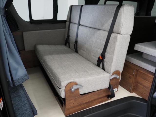 ロングDX GLパッケージ MOBY DICK FLEXキャンピングカー サブバッテリー 外部充電 ベッドキット シンク 冷蔵庫 FLEXCUSTOM(11枚目)