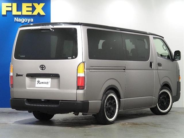 ハイエースバン スーパーGL ダークプライムII ハイエース リノカ コーストライン オールペイント 角目4灯 ルーフツートン 各所メッキ部分ブラック塗装 シートカバー クラシックブラック ベッドキッド ローダウン アルミホイール リボンタイヤ(7枚目)