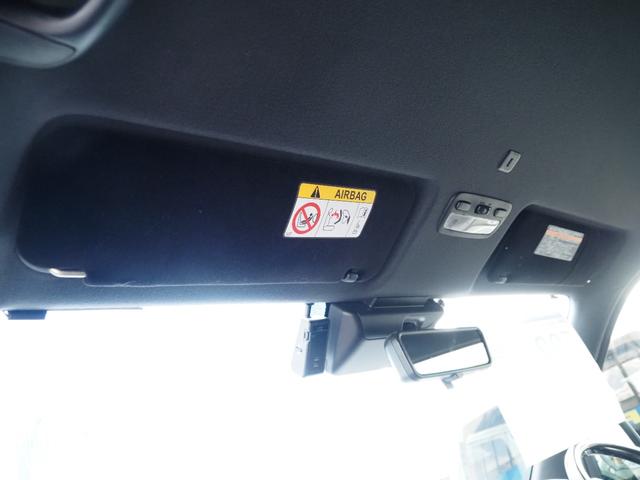 ハイエースバン スーパーGL ダークプライムII ハイエース リノカ コーストライン オールペイント 角目4灯 ルーフツートン 各所メッキ部分ブラック塗装 シートカバー クラシックブラック ベッドキッド ローダウン アルミホイール リボンタイヤ(29枚目)