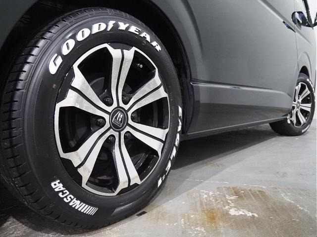 ハイエースワゴン GL ハイエース ワゴンGL FLEXオリジナル内装架装アレンジAS フルフラットアレンジ フローリング施工 テーブル セカンドベンチシート カロツェリアナビ バックカメラ フリップダウンモニター ETC(8枚目)