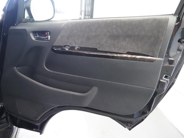 ハイエースワゴン GL ハイエース ワゴンGL FLEXオリジナル内装架装アレンジAS フルフラットアレンジ フローリング施工 テーブル セカンドベンチシート カロツェリアナビ バックカメラ フリップダウンモニター ETC(30枚目)