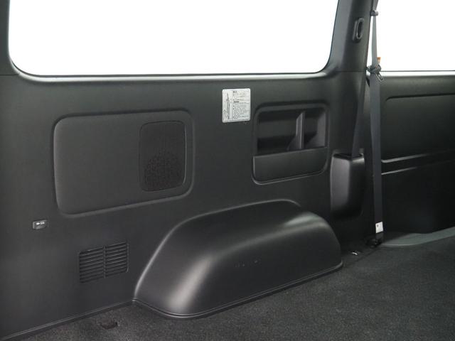 ハイエースバン ロングスーパーGL ダークプライムS ハイエースバン DARKPRIME S スーパーGL ディーゼル4WD パール 両側パワースライドドア ハーフレザーシート 足回りチューン GR製フロントスポイラー マッドフラップ アルミホイール(30枚目)