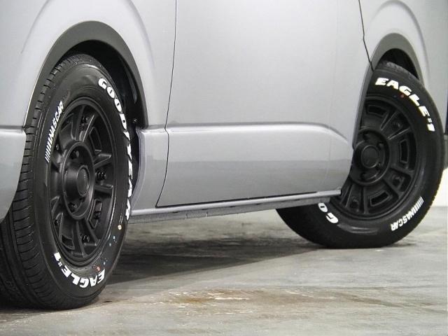 ハイエースバン ロングスーパーGL トヨタ ハイエースバン リノカ コーストライン クラシックカスタム オールペイント 前後メッキラッピング BJメキシカン ホワイトリボンタイヤ クラシックシートカバー 茶木目インテリアパネル ETC(8枚目)