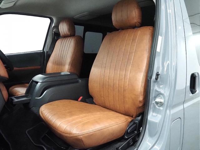 ハイエースバン ロングスーパーGL トヨタ ハイエースバン リノカ コーストライン クラシックカスタム オールペイント 前後メッキラッピング BJメキシカン ホワイトリボンタイヤ クラシックシートカバー 茶木目インテリアパネル ETC(12枚目)