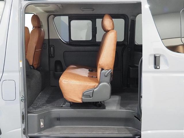 ハイエースバン ロングスーパーGL トヨタ ハイエースバン リノカ コーストライン クラシックカスタム オールペイント 前後メッキラッピング BJメキシカン ホワイトリボンタイヤ クラシックシートカバー 茶木目インテリアパネル ETC(16枚目)
