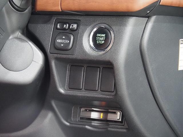 ハイエースバン ロングスーパーGL トヨタ ハイエースバン リノカ コーストライン クラシックカスタム オールペイント 前後メッキラッピング BJメキシカン ホワイトリボンタイヤ クラシックシートカバー 茶木目インテリアパネル ETC(17枚目)