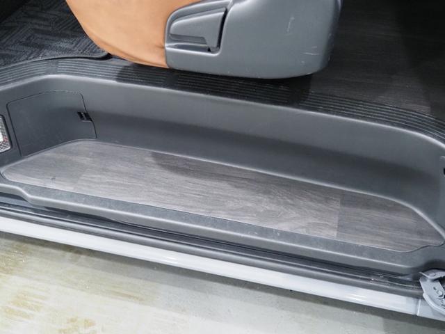 ハイエースバン ロングスーパーGL トヨタ ハイエースバン リノカ コーストライン クラシックカスタム オールペイント 前後メッキラッピング BJメキシカン ホワイトリボンタイヤ クラシックシートカバー 茶木目インテリアパネル ETC(32枚目)