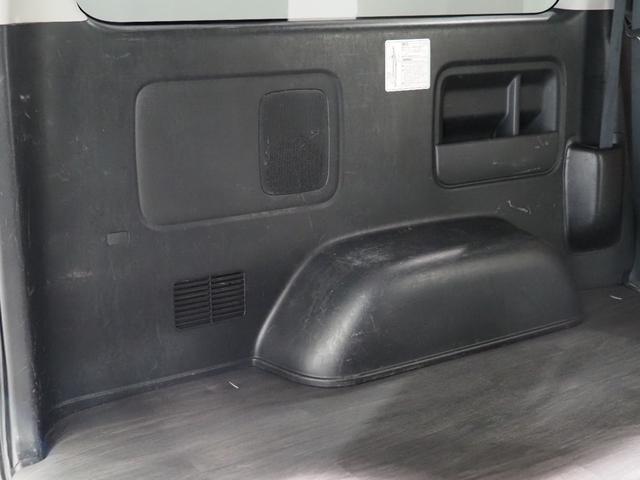 ハイエースバン ロングスーパーGL トヨタ ハイエースバン リノカ コーストライン クラシックカスタム オールペイント 前後メッキラッピング BJメキシカン ホワイトリボンタイヤ クラシックシートカバー 茶木目インテリアパネル ETC(34枚目)