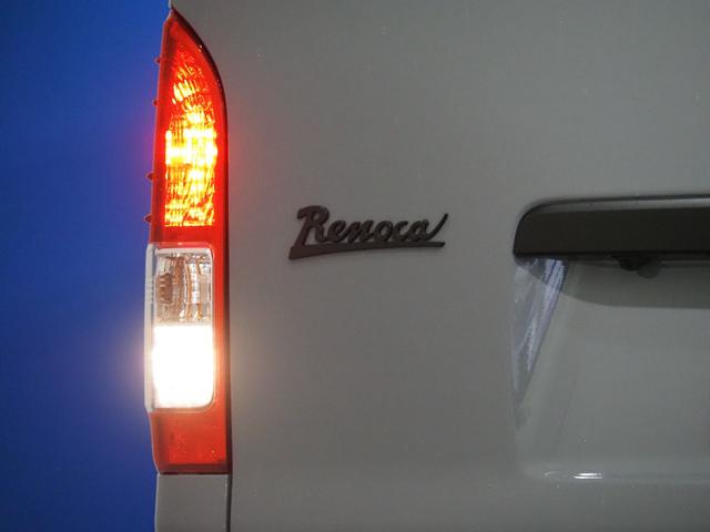 ハイエースバン ロングスーパーGL トヨタ ハイエースバン リノカ コーストライン クラシックカスタム オールペイント 前後メッキラッピング BJメキシカン ホワイトリボンタイヤ クラシックシートカバー 茶木目インテリアパネル ETC(35枚目)