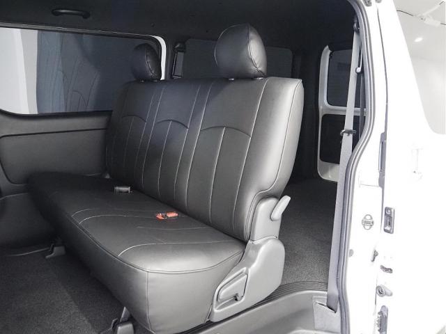 ハイエースバン スーパーGL ダークプライムII ハイエース ディーゼルターボ 4WD TRD リアバンパーカバー フロントスポイラー FLEXオリジナルホイール パウ オープンカントリー シートカバー バックカメラ デジタルインナーミラー ETC(14枚目)