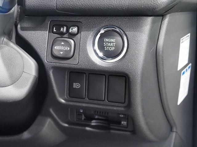 ハイエースバン スーパーGL ダークプライムII ハイエース ディーゼルターボ 4WD TRD リアバンパーカバー フロントスポイラー FLEXオリジナルホイール パウ オープンカントリー シートカバー バックカメラ デジタルインナーミラー ETC(20枚目)