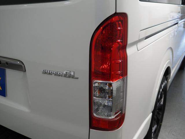 ハイエースバン スーパーＧＬ　ダークプライムＩＩ　ハイエース　バン　ＤＡＲＫＰＲＩＭＥＩＩ　ハーフレザーシート　オリジナルフロントスポイラー　オーバーフェンダー　オリジナルアルミホイール　スタイリングＨＥＸ　両側パワースライドドアアルパイン１１インチ（38枚目）