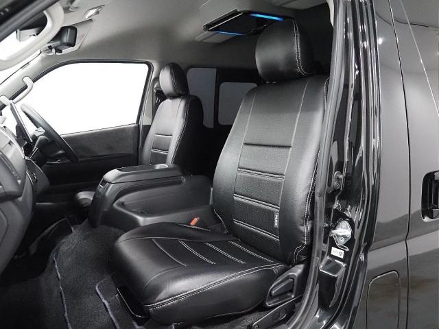 ハイエースワゴン ＧＬ　ハイエース　ワゴン　フルフラットシート　セカンドシート３人掛け　ＢＬＡＣＫＥＤＩＴＩＯＮ　ローダウン　オリジナルホイール　オーバーフェンダー　煌ＬＥＤテールランプ　大画面ナビアルパイン　フリップモニタ（14枚目）