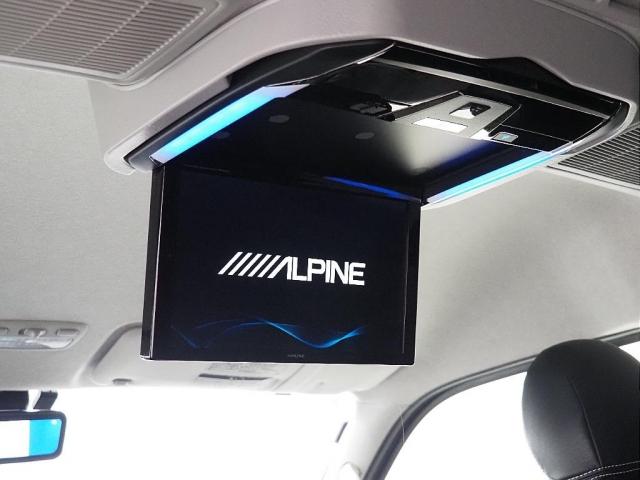 ハイエースワゴン ＧＬ　ハイエース　ワゴン　フルフラットシート　セカンドシート３人掛け　ＢＬＡＣＫＥＤＩＴＩＯＮ　ローダウン　オリジナルホイール　オーバーフェンダー　煌ＬＥＤテールランプ　大画面ナビアルパイン　フリップモニタ（15枚目）