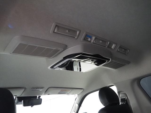 ハイエースワゴン ＧＬ　ハイエース　ワゴン　フルフラットシート　セカンドシート３人掛け　ＢＬＡＣＫＥＤＩＴＩＯＮ　ローダウン　オリジナルホイール　オーバーフェンダー　煌ＬＥＤテールランプ　大画面ナビアルパイン　フリップモニタ（31枚目）