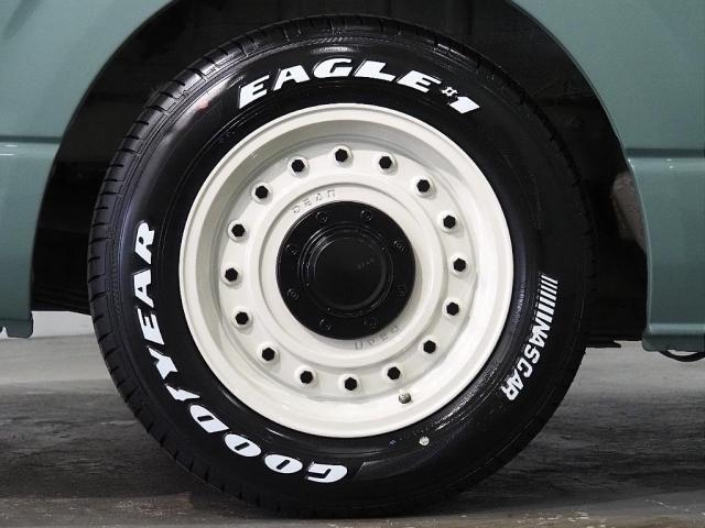 ハイエースワゴン ＧＬ　ハイエース　ワゴンＧＬ　３ナンバー　１０人乗り　オールペイント　ツートン　ＦＬＥＸオリジナルフェイスチェンジ　リノカ　角目４灯　ＬＥＤヘッド　シートカバー　パワースライドドア　アルミホイール　ＥＴＣ（9枚目）