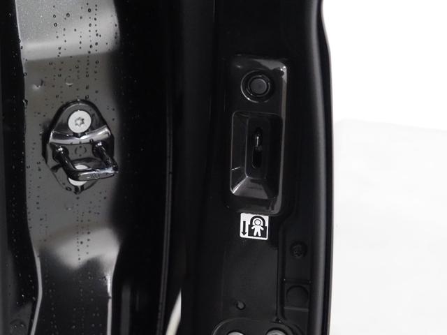 ハイエースワゴン GL ハイエース ワゴンGL フルフラット 内装架装Ver5 ベンチシート 対面シート 車中泊 フローリング施工 アルパイン製11インチ 12.8インチフリップダウンモニター バックカメラ ETC ソナー(37枚目)